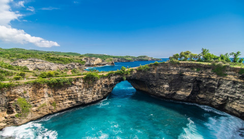Top Berita Gaya: 5 Pulau Terbaik di Dunia hingga Cara Memakai Cleansing Oil
