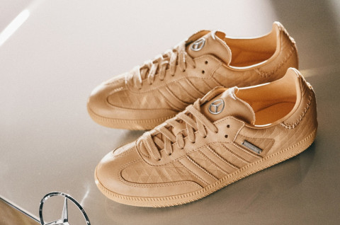 Mercedes-Benz dan adidas Collabs Bikin Sepatu Samba OG, Terbatas!