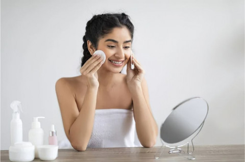 Glowing Tanpa Dompet Kering! Ini 5 Moisturizer Retinol Mulai Rp40 Ribuan