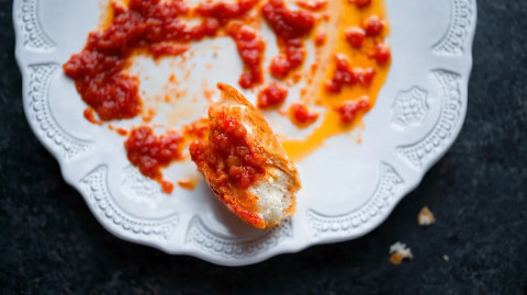 Mengenal 'La Scarpetta', Tradisi Menyapu Sisa Saus di Piring ala Warga Itali