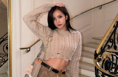 Jisoo BLACKPINK Umumkan Lightstick Solo Berbentuk Es Krim, Ini Detailnya