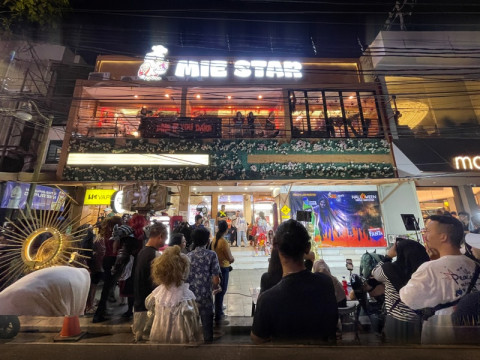 Kuliner dan Hiburan Berpadu dalam Perayaan Halloween