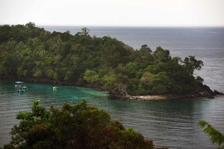 Pesona Wisata Pantai Iboih Sabang