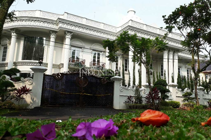 720 Gambar Rumah Mewah Bos First Travel HD Terbaru