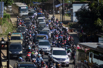 Polisi Berlakukan Sistem Satu Arah di Jalur Nagreg