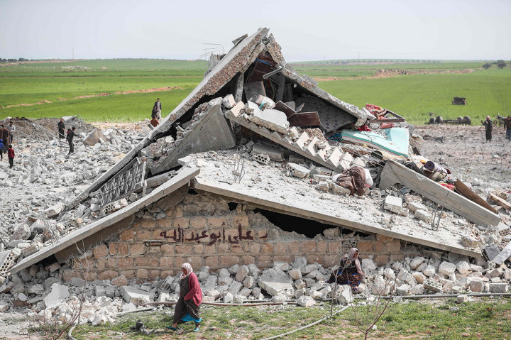 Serangan Udara Rusia Hantam Idlib Suriah, 13 Warga Sipil Tewas
