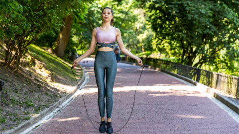 7 Manfaat Skipping, Baik untuk Kesehatan Tulang hingga Jantung