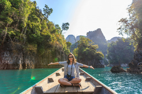 7 Destinasi Wisata di Indonesia yang Pernah Dikunjungi Selebritis Dunia