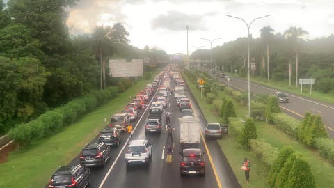 Ruas Jalan di Kota Bogor Macet Panjang