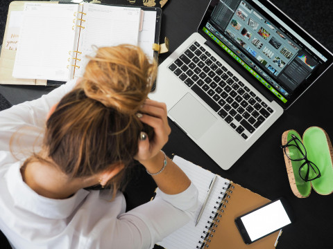 Apakah Multitasking Tingkatkan Produktivitas atau Justru Menguras Energi? Ini Jawabannya