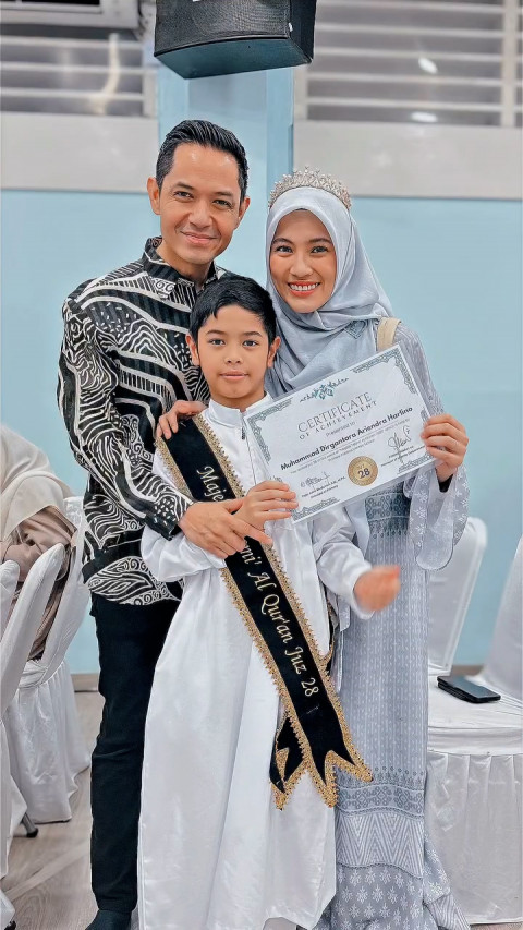 Bikin Bangga! Anak Alyssa Soebandono & Dude Harlino Berhasil Tasmi’ Juz 28