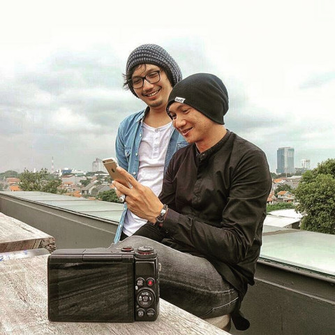 Anji Pamer Bukti Rajin Bayar Royalti ke Pencipta Lagu 'Dia', Sentil Agnez Mo?