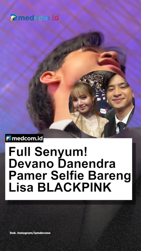 Full Senyum! Aktor Devano Danendra Pamer Selfie Bareng Lisa BLACKPINK