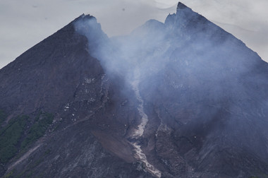 Abu Kelud Berpengaruh pada Potensi Lahar Dingin Merapi
