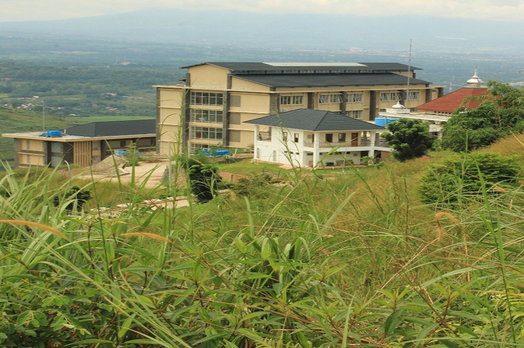 Proyek pembangunan Hambalang di Bogor - MI - Dede Susianti