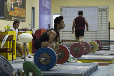 Angkat Besi Keberatan dengan SK Kedua Satlak Prima