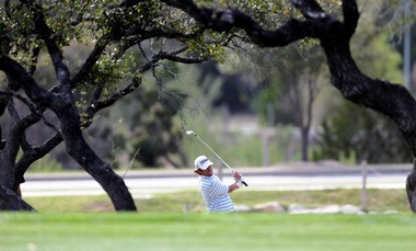 Matsumura Rebut Piala Enjoy Jakarta PGA Championship 2014