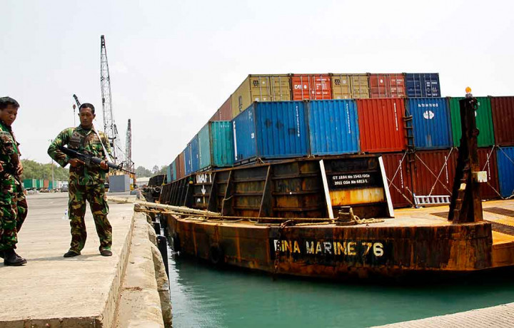 Bakorkamla Diminta Tangani Kasus Kapal Tongkang