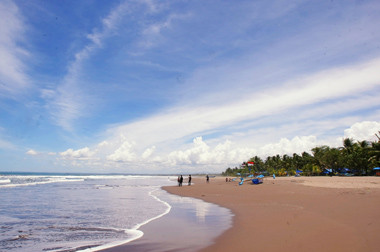  Khawatir Dampak Gempa Cile, Warga Pangandaran Mulai Mengungsi