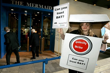 Pemerintah Inggris Ingin Kemasan Rokok Dibuat Polos