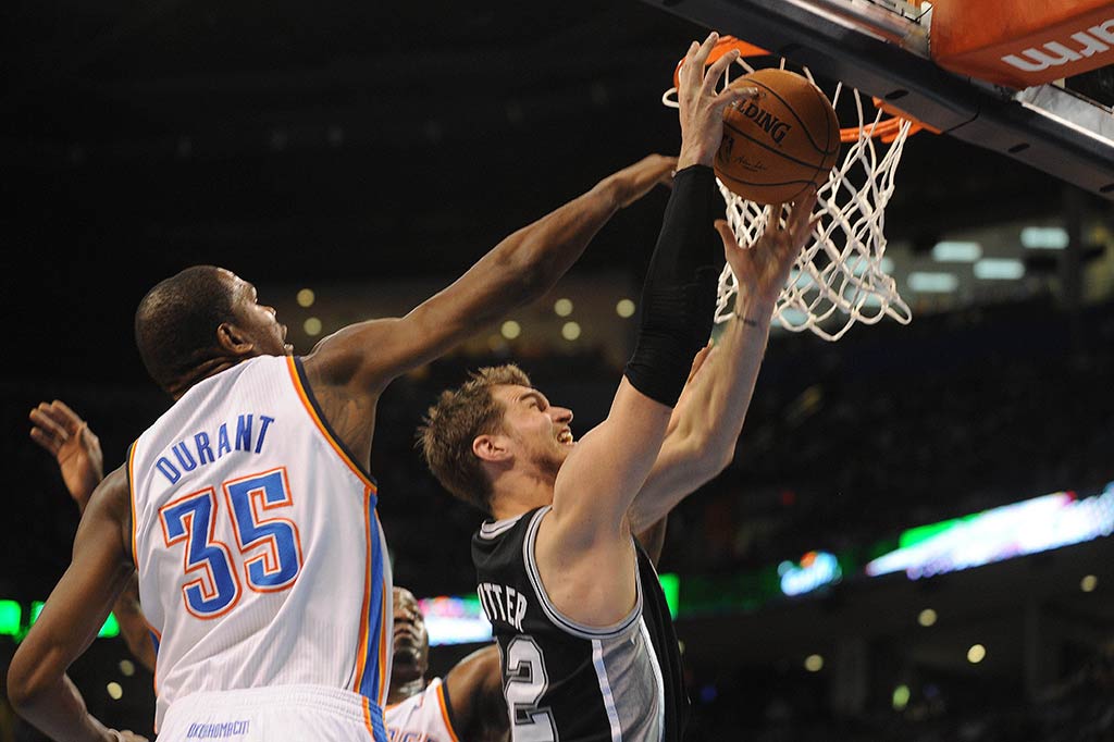 Thunder Hentikan 19 Kemenangan Beruntun Spurs