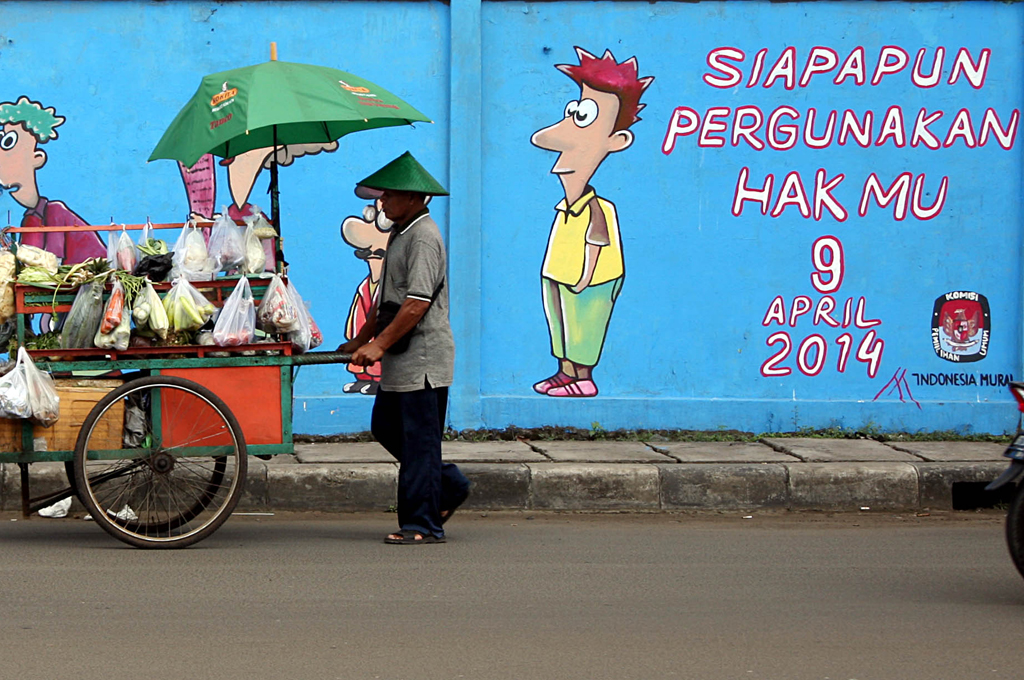 KPU NTT belum Beri Sanksi PDIP dan PPP