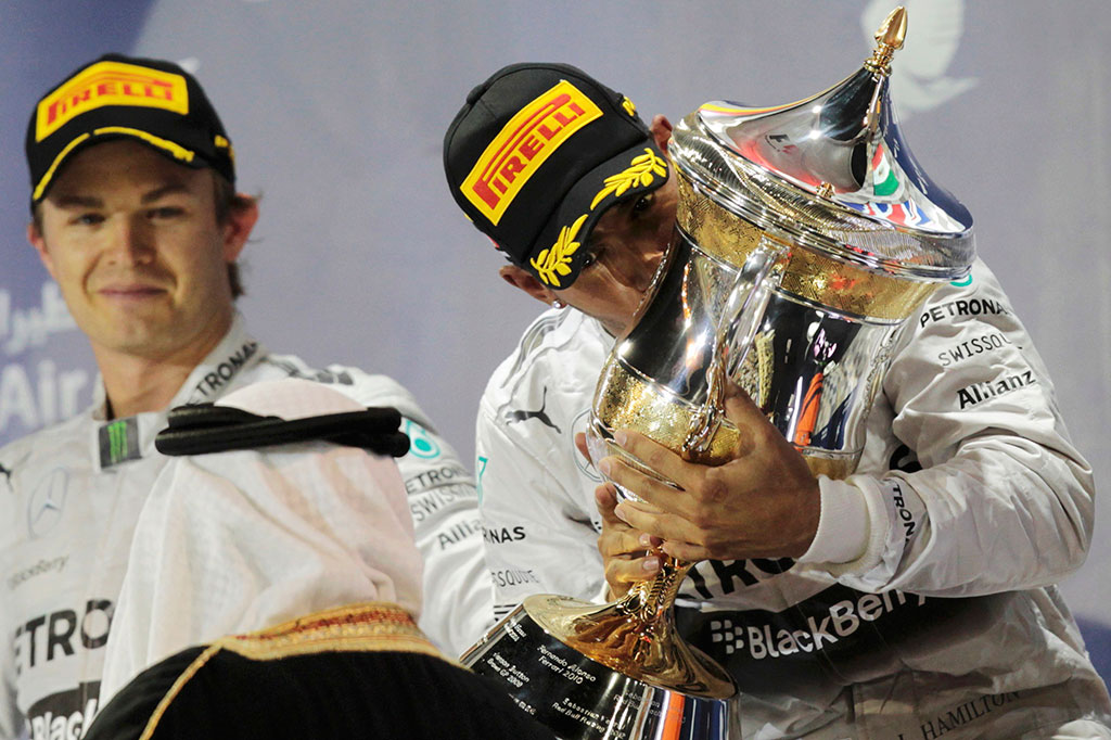 Hamilton Juara GP Bahrain
