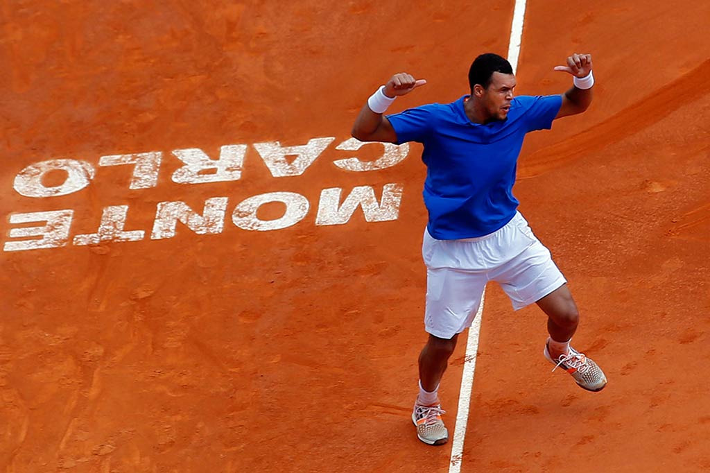 Jo-Wilfried Tsonga Tundukkan Philipp Kohlschreiber
