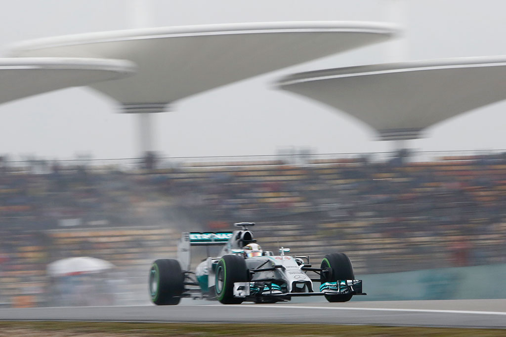 Pole Milik Hamilton