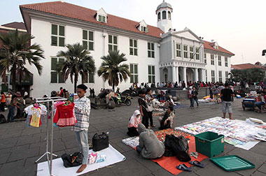 Wisatawan Penuhi Kawasan Kota Tua Jakarta