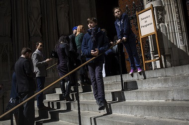 Mobil Hantam Gereja di Florida, 20 Orang Terluka