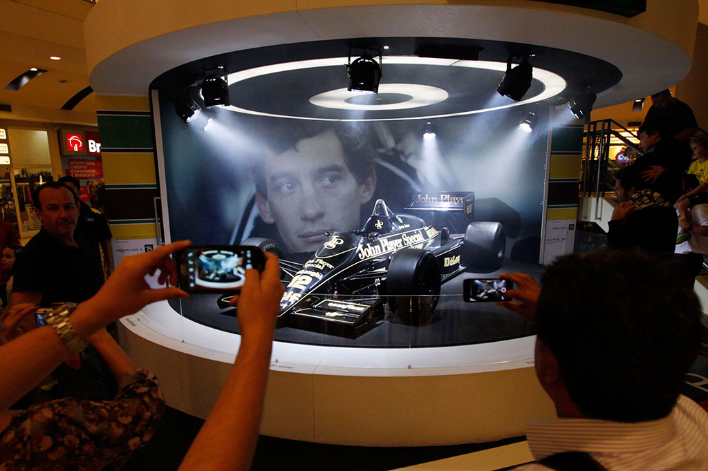 Peringatan 20 Tahun Kematian Ayrton Senna