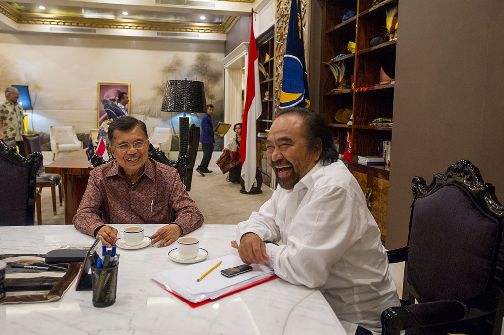 Jusuf Kalla dan Surya Paloh--Antara/Ismar Patrizki