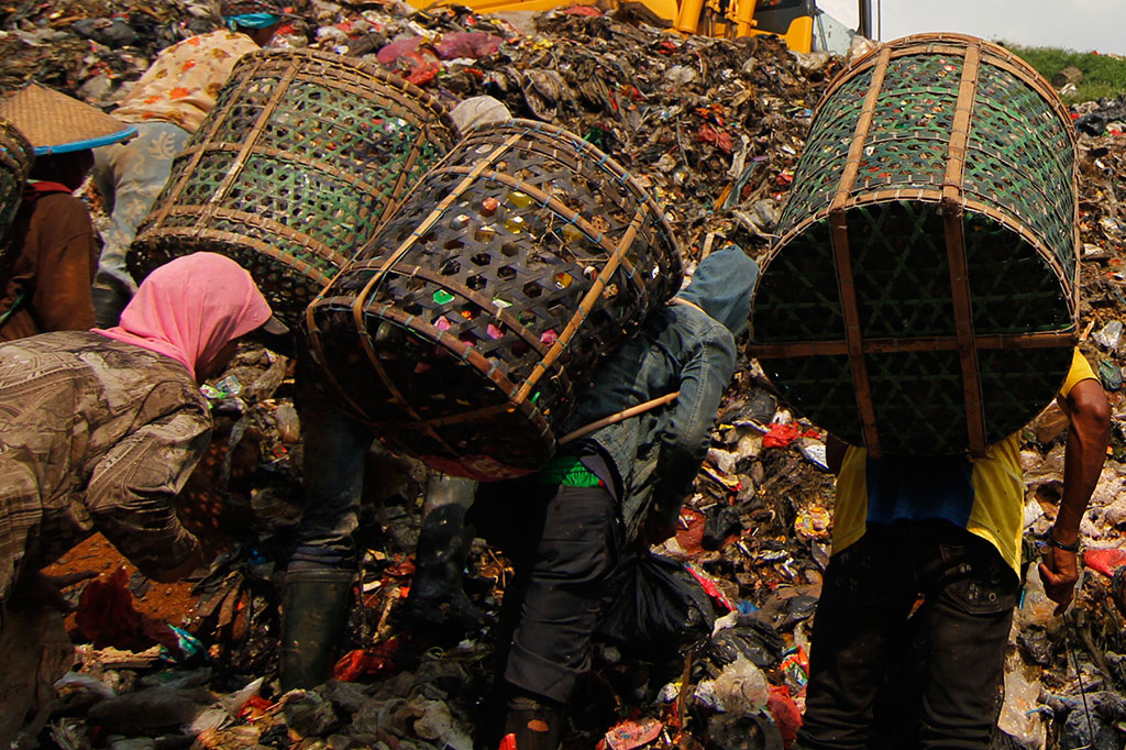 Usaha Pemerintah Tekan Angka Kemiskinan