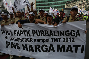 Buruh Bergerak Menuju GBK