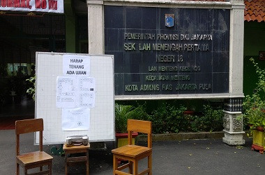 UN Rampung, Guru SMP Lega