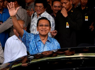 Pengunjung Tepuk Tangan di Akhir Kesaksian Boediono