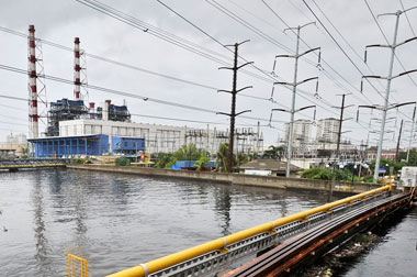 Pembangkit Muara Karang Terganggu, Sebagian Jakarta-Tangerang Gelap Gulita 