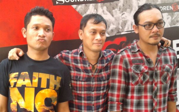 Jadwal Manggung Bentrok, Backbone Jadi Prioritas