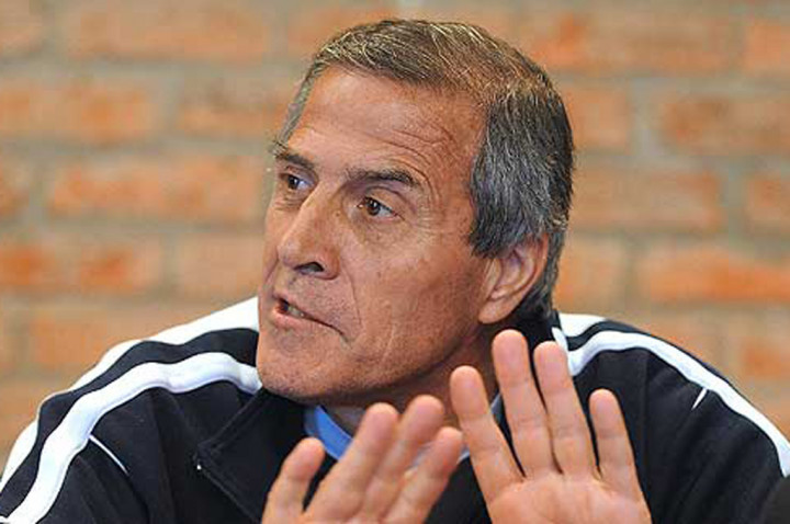 Pelatih Uruguay Enggan Terjebak Romantisme Masa Lalu