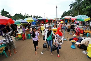 Usai Dimandikan, Pengunjung Monas Datar-datar Saja