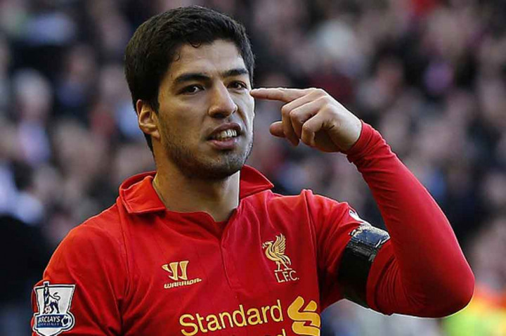 Luis Suarez Ancam Sakiti Inggris