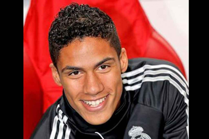 Didier Deschamps Izinkan Benzema Terlambat 