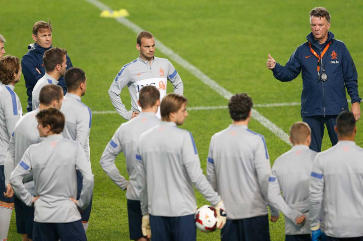 Van Der Sar: Belanda Akan Sulit Juara