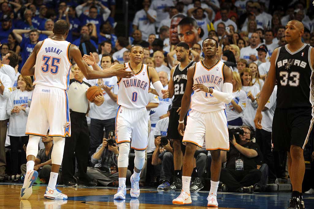Thunder Samakan Kedudukan atas Spurs