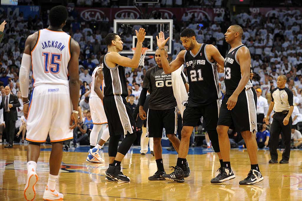 Spurs Bertemu Heat di Final NBA