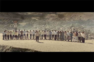 Pekerja Tambang Cile Semangati Vidal dan Kawan-Kawan