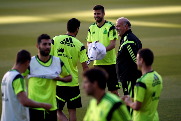 Bosque Khawatir Gangguan Rivalitas Barca-Madrid   