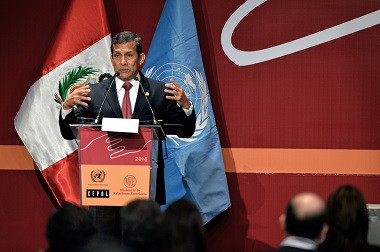 Presiden Peru Tunda Penghancuran Ladang Koka