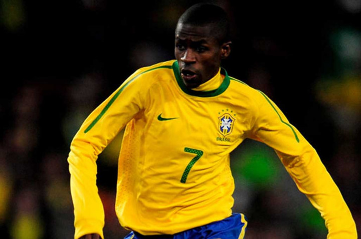 Ramirez Gantikan Paulinho yang Cedera Kaki